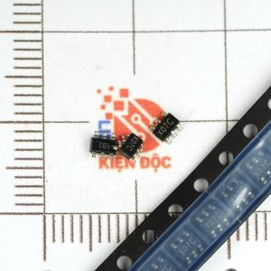 Alternative view of ADC121S021 kí hiệu X07C, X08C SOT23-6 12-Bit A/D Converter