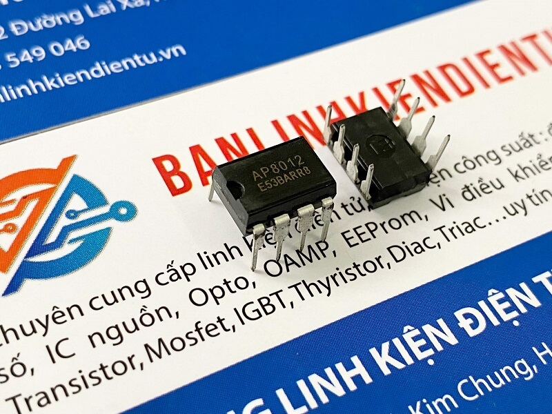 AP8012 IC 1