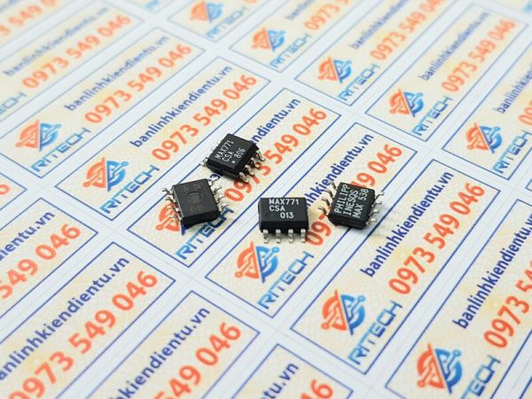 MAX771CSA IC điều khiển SOP-8