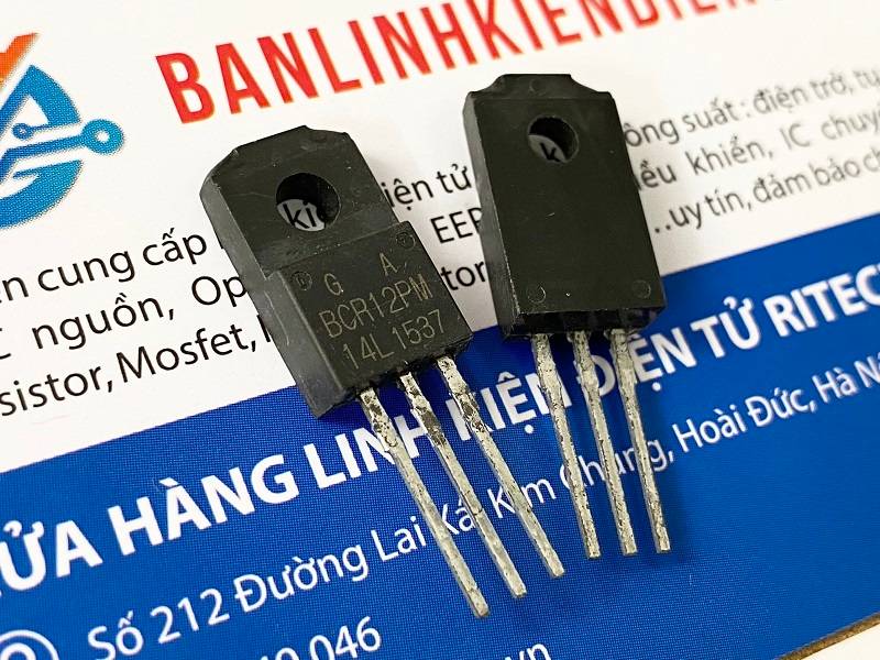 Triac BCR12PM-14L, BCR12PM 12A 700V TO-220 1 BCR12PM-14L