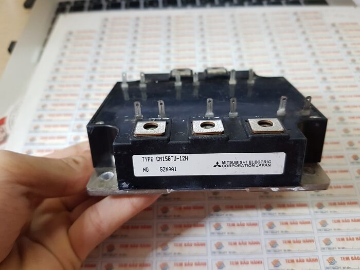 CM150TU-12H Module IGBT Mitsubishi 150A/600V 2 CM150TU-12H