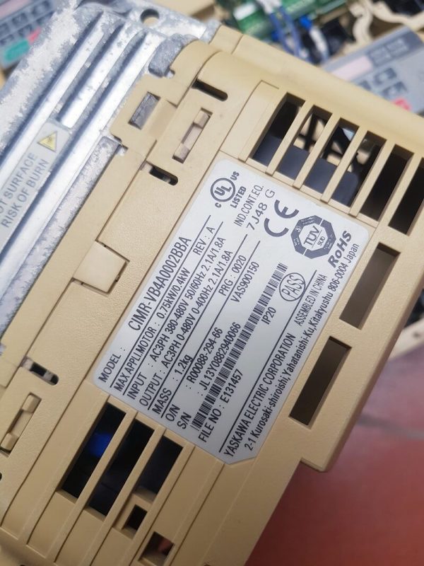 Biến tần Yaskawa V1000 0.75kw cũ