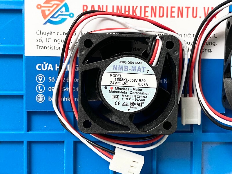 Quạt NMB 1608KL-05W-B39 0.07A/24V Kích Thước 40*40*20mm (giắc trắng) 3 Quạt NMB 1608KL-05W-B39 0.07A/24V Kích Thước 40*40*20mm (giắc trắng) - Ảnh 3