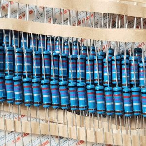 Điện trở vạch màu 0.27R 2W