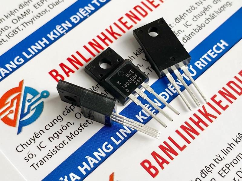 Transistor NPN MJE13005DF, 13005DF, 13005 5A 400V TO-220IS 2 13005DF