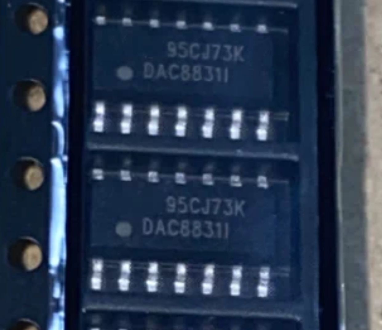DAC8831I SOP-14 1 DAC8831I SOP-14