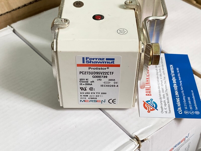 Cầu chì PC273UD95V22CTF 9.5URD273TTF2200 Q300739 950VAC 2200A 3 Cầu chì PC273UD95V22CTF 9.5URD273TTF2200 Q300739 950VAC 2200A - Ảnh 3