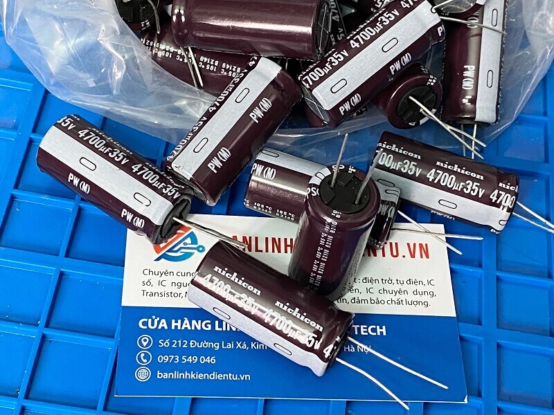 Tụ hóa Nichicon 4700uF 35V 18x35mm 3 Tụ hóa Nichicon 4700uF 35V 18x35mm - Ảnh 3