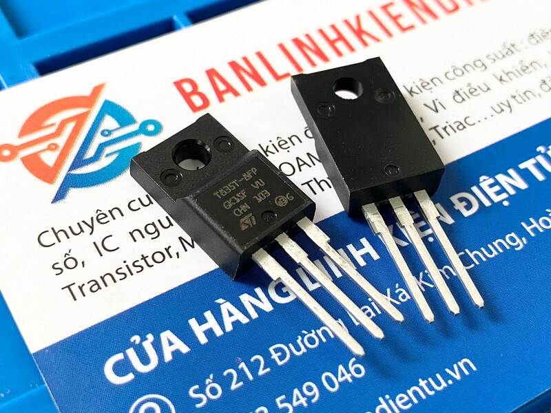 T835T-8FP Triac 8A 800V TO-220 1 T835T-8FP Triac 8A 800V TO-220