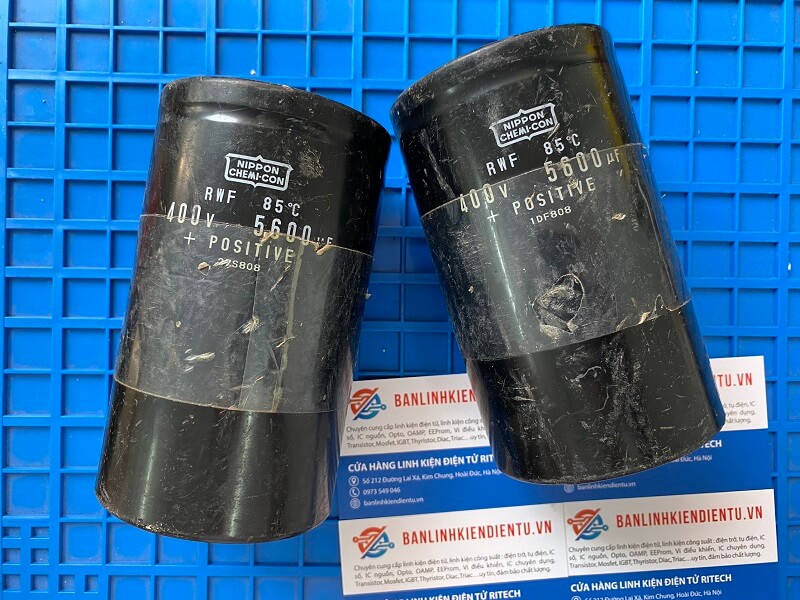 Tụ hóa 5600uF 400V Nippon kích thước 77x130mm 1 Tụ hóa 5600uF 400V Nippon kích thước 77x130mm