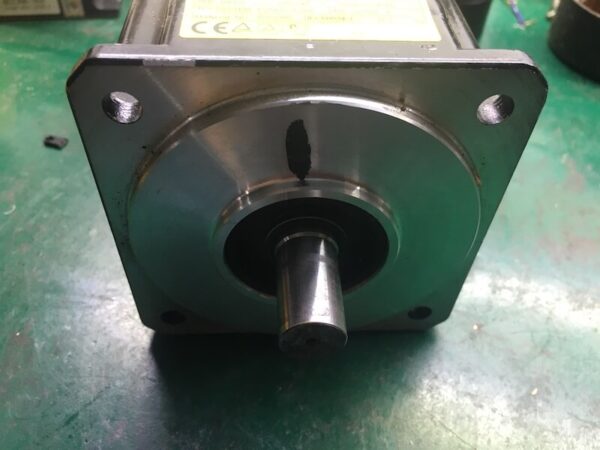 A06B-0063-B403 AC Servo motor Fanuc βiS 4/4000 tháo máy có phanh - Ảnh 3