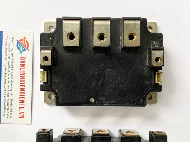 CM400YE2P-12F IGBT Mitsubishi 400A 600V tháo máy 3 CM400YE2P-12F-IGBT-1
