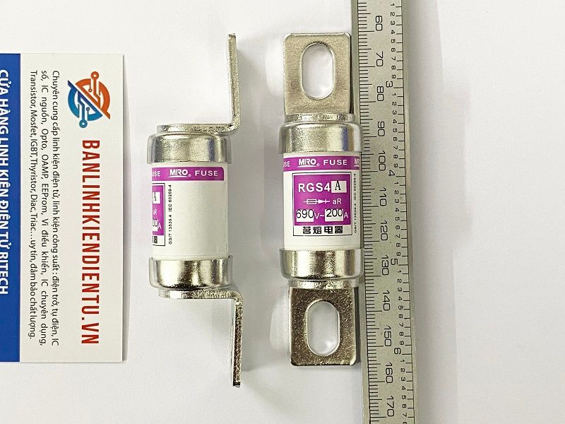 RGS4A 690V 200A Cầu chì MIRO 77mm hàng mới 1 Cầu chì RGS4A 200A 690V