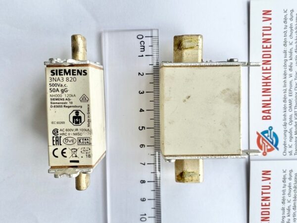 Cầu chì SIEMENS 50A 500V 3NA3 820