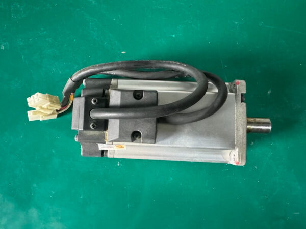Servo motor Panasonic MHMJ042P1A công suất 0.4kw - Ảnh 2