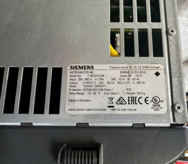 6SE6440-2UD31-8DA1 Biến tần Siemens Micromaster 440 18.5kW 3 Pha 380V - Ảnh 2