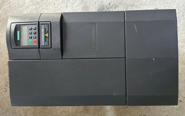 6SE6440-2UD31-8DA1 Biến tần Siemens Micromaster 440 18.5kW 3 Pha 380V