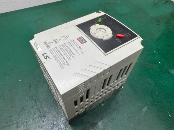 SV015IG5A-4 Biến tần LS IG5A công suất 1.5kW điện áp 3 Pha 380V tháo máy - Ảnh 3